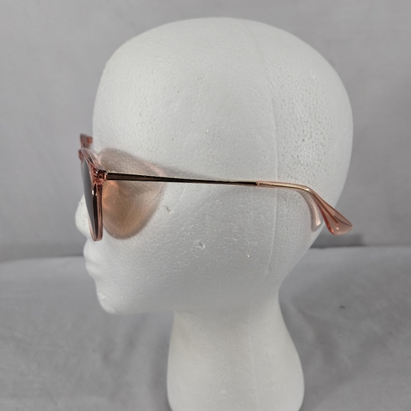 Sungait 1567 Sunglasses Pink With Gold Ear Pieces 52-20-140 Womens - Picture 2 of 9